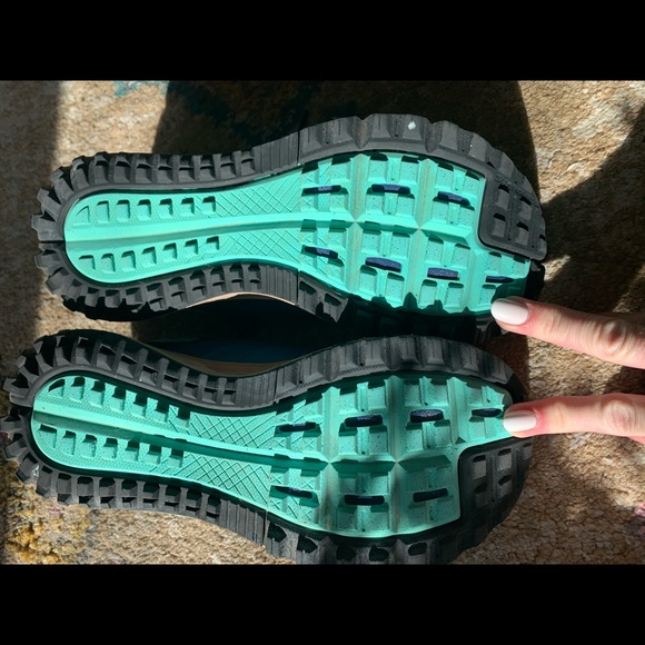 Nike Wildhorse 4 sz 8.5- gently used condition - Picture 2 of 10